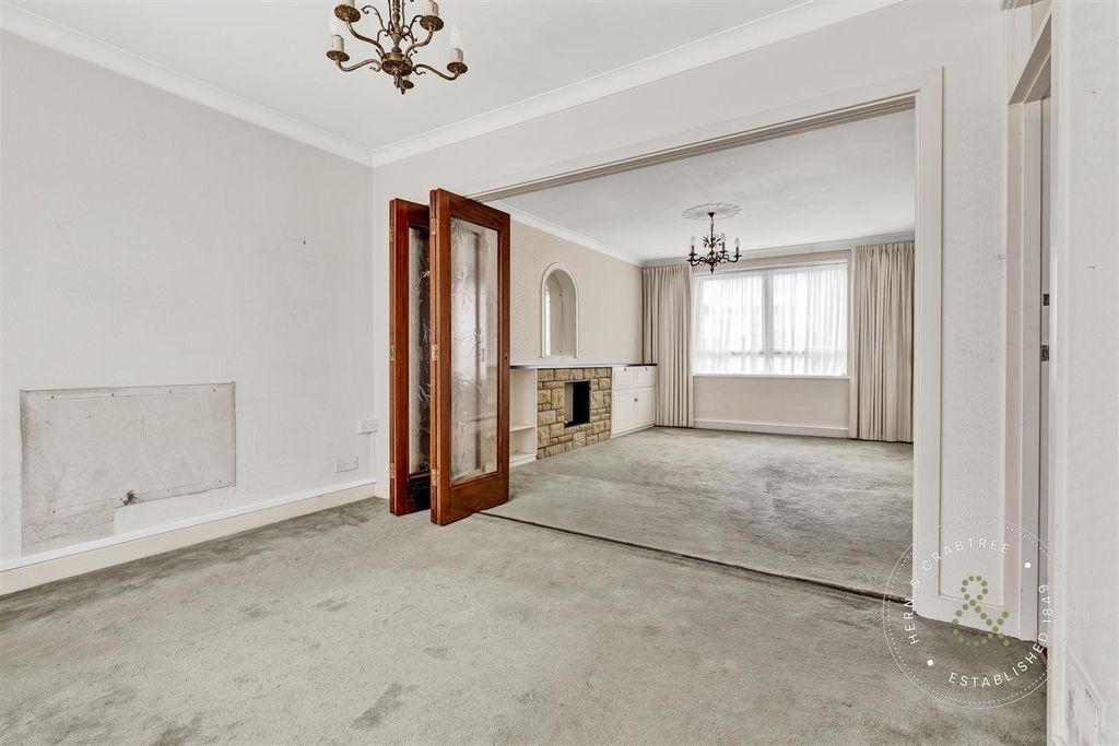Additional image 2 of 2 bed maisonette for saleCyncoed Place, Cardiff CF23