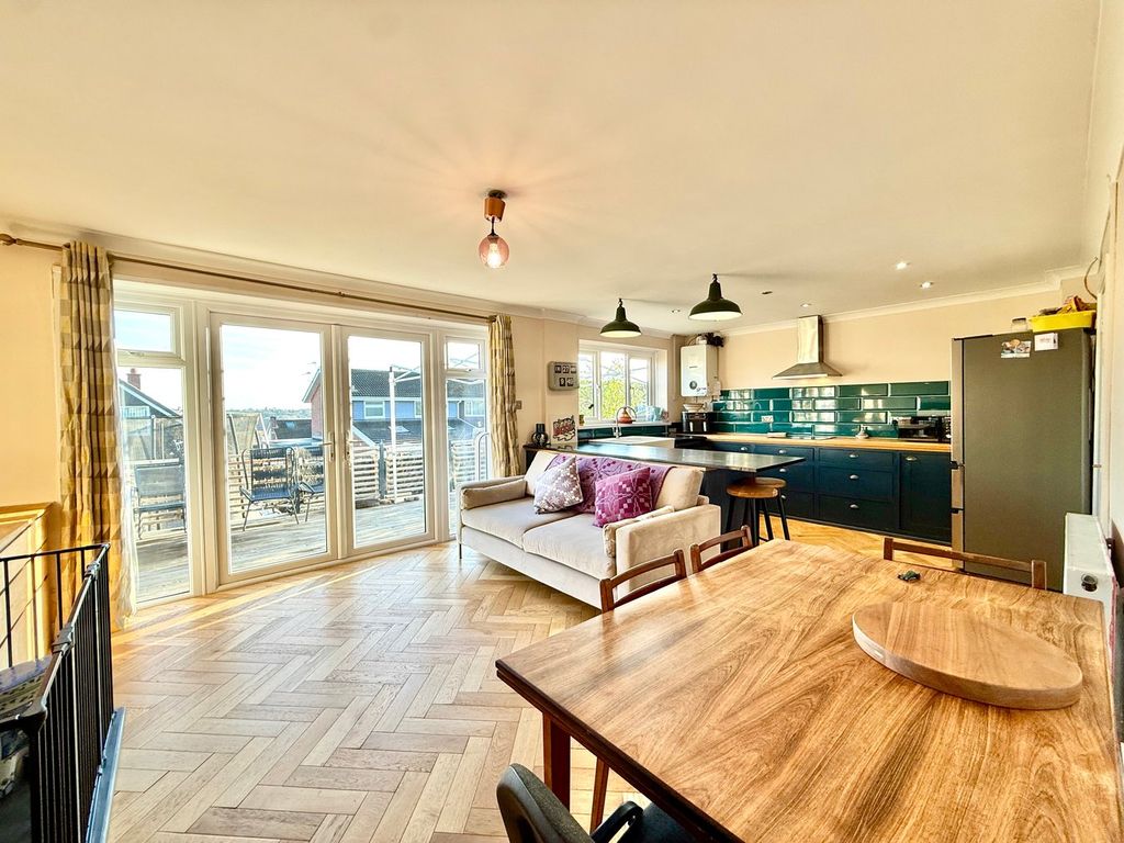 Additional image 3 of 3 bed semi-detached house for saleHighfield Road, Caerleon, Newport NP18