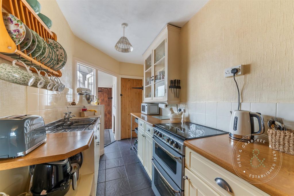 Additional image 7 of 3 bed semi-detached house for saleHeathwood Road, Cardiff CF14