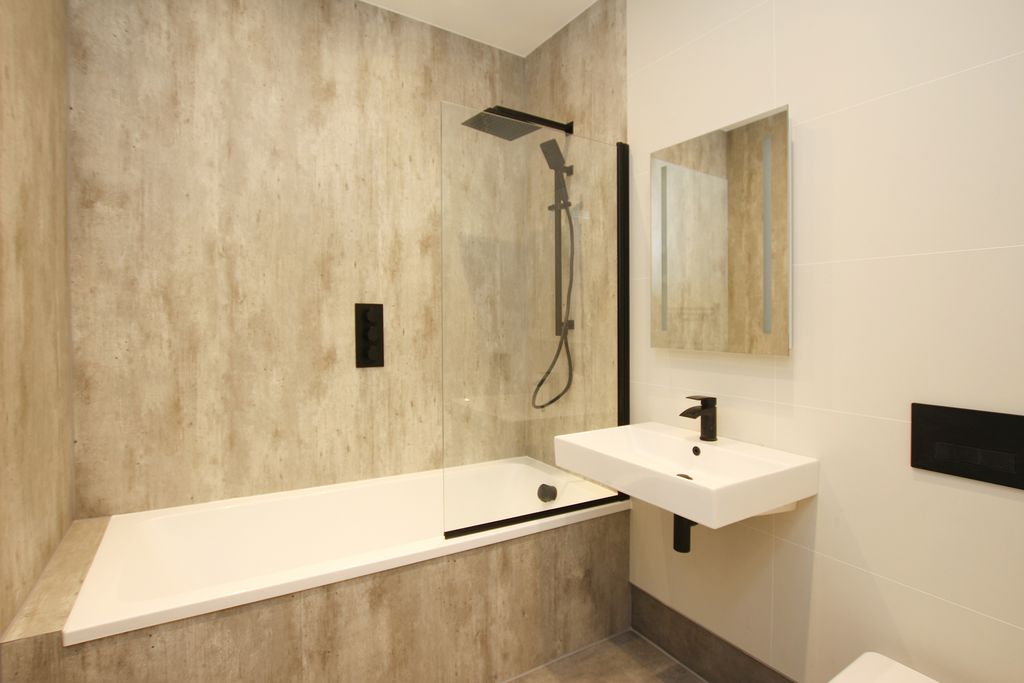 Additional image 3 of 1 bed property for saleApartment 8, St Peter Port, Guernsey GY1