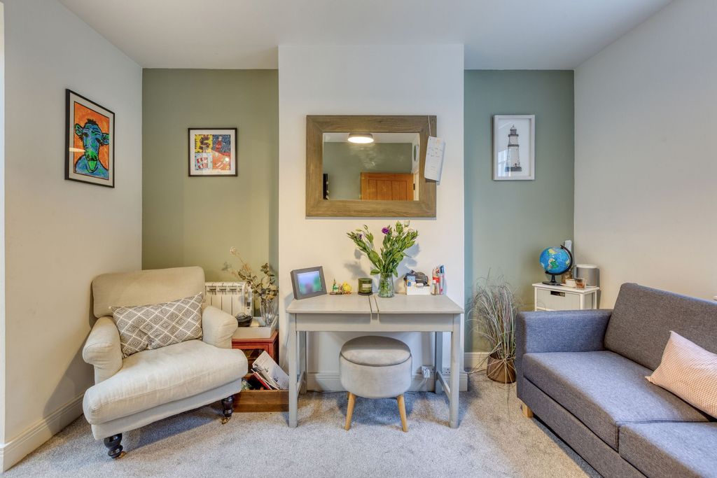 Additional image 11 of 2 bed property for sale2 Brooklyn Mews, St Helier JE2