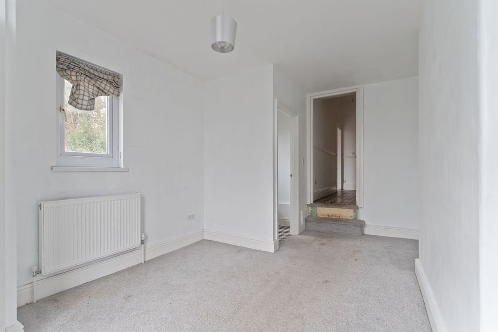 Additional image 9 of 5 bed terraced house for saleKensington Place, Newport NP19