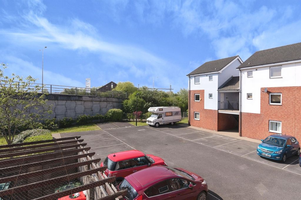 Additional image 13 of 2 bed flat for saleAriel Reach, Newport NP20