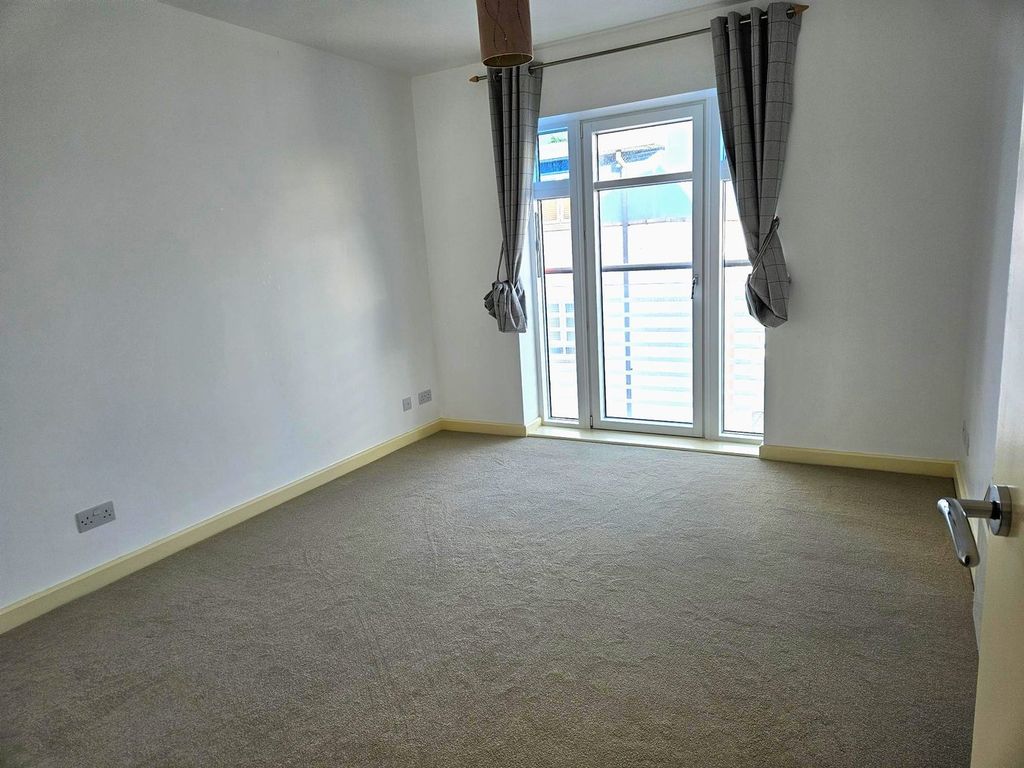 Additional image 10 of 2 bed flat for salePatriotic Place, St Helier JE2