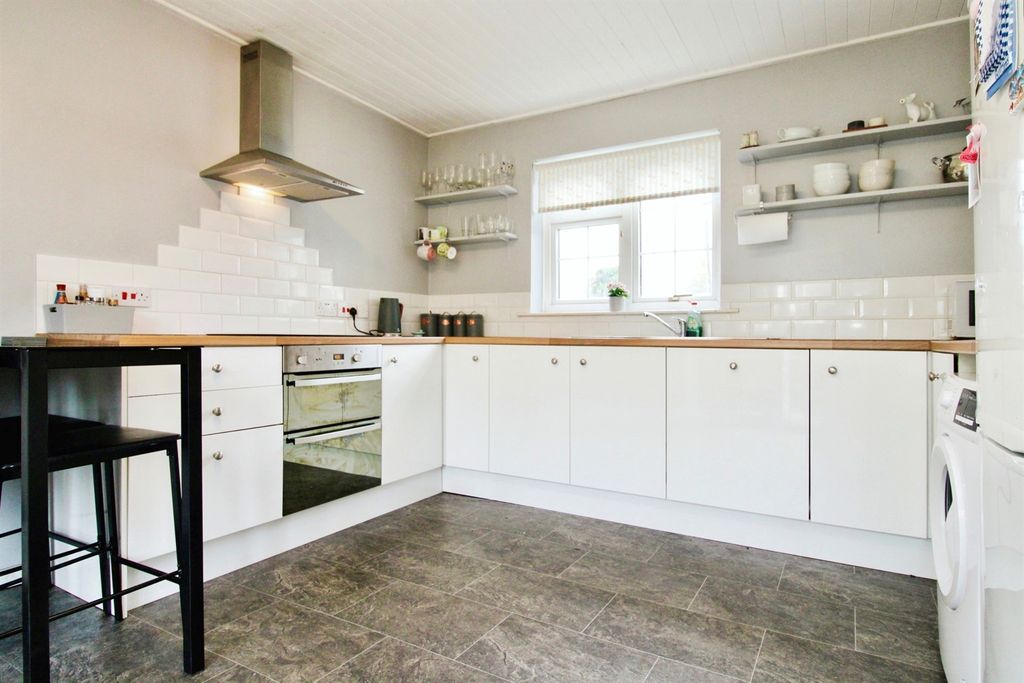 Additional image 16 of 3 bed semi-detached house for salePwllmawr Avenue, Rumney, Cardiff CF3