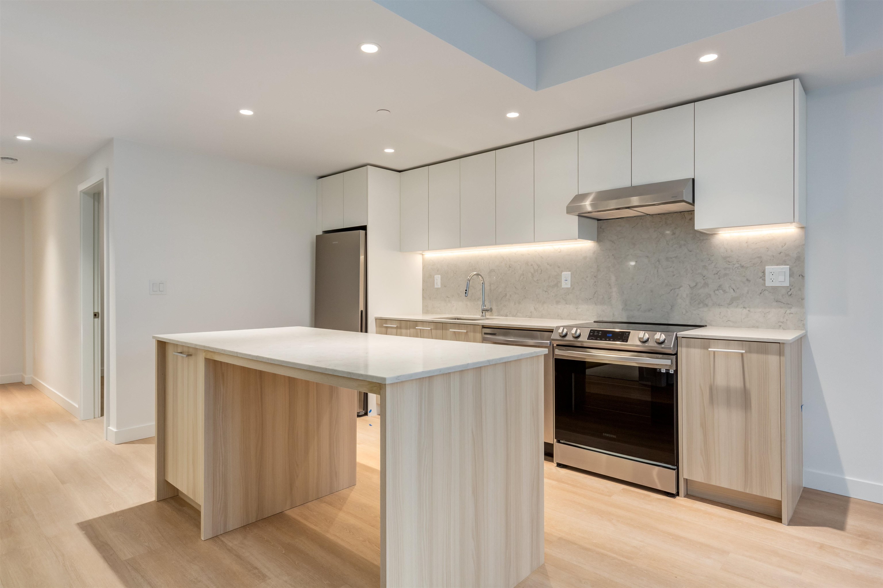 Additional image 5 of 422-126 21st St E Street, North Vancouver, BC, V7L 0J2