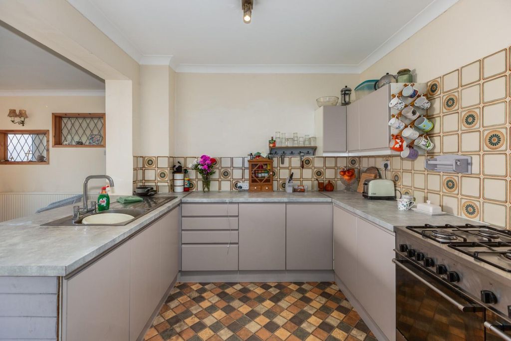 Additional image 6 of 4 bed detached house for salePennard Drive, Southgate, Swansea SA3
