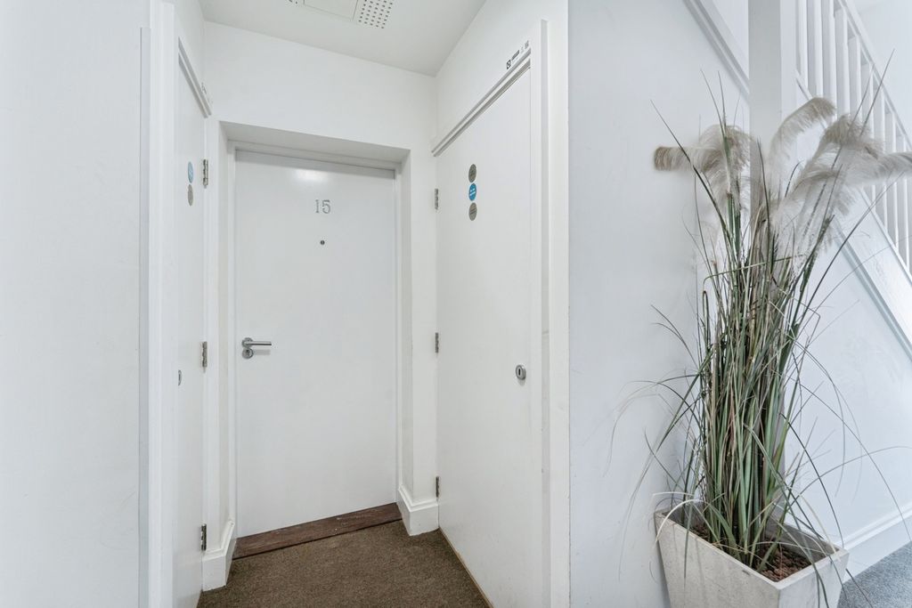 Additional image 11 of 2 bed flat for salePepys Court, Cambridge, Cambridgeshire CB4