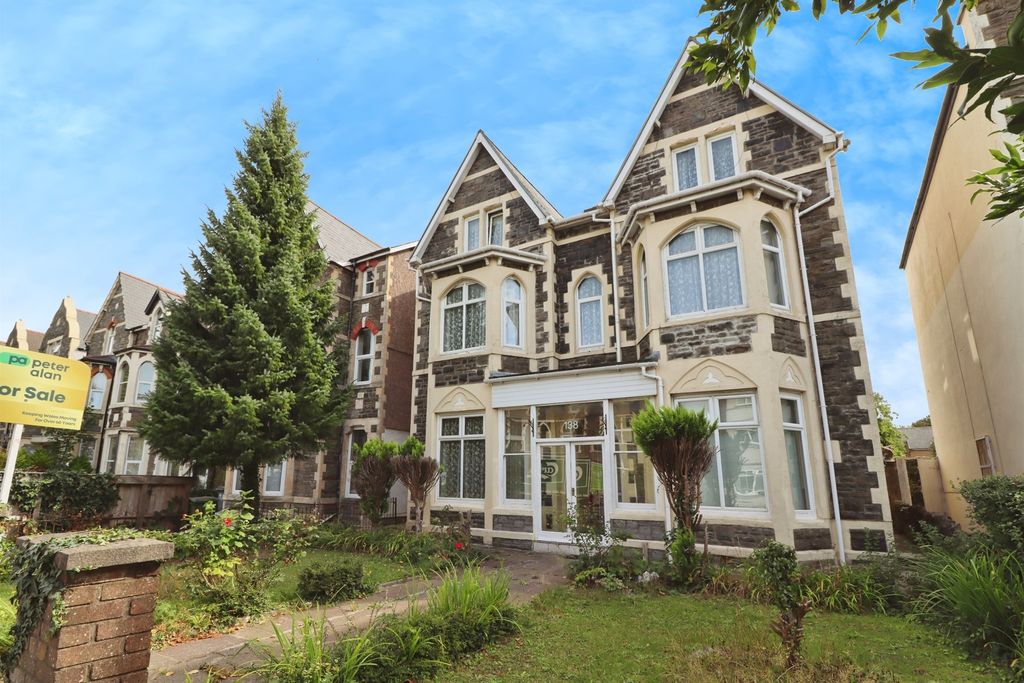 14 bed detached house for saleNewport Road, Cardiff CF24