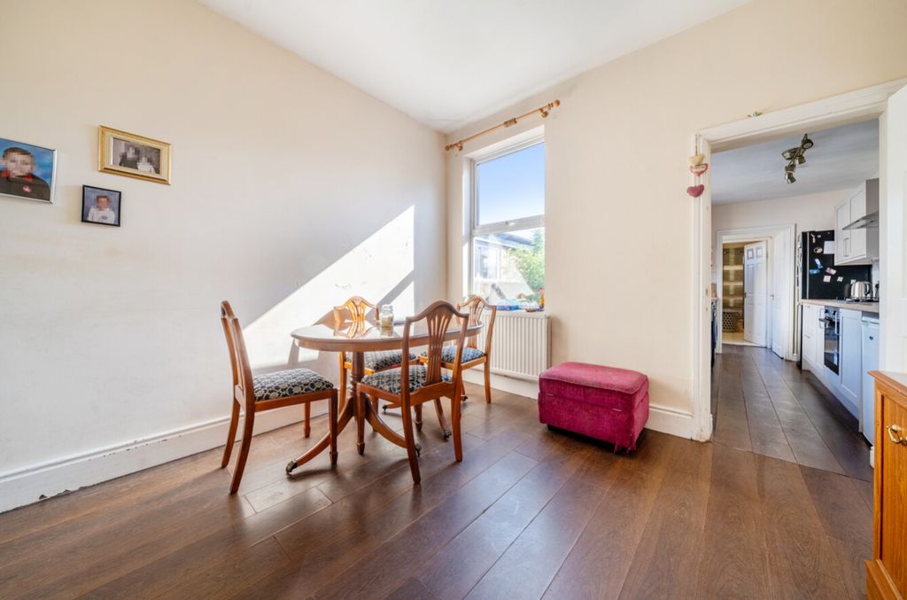 Additional image 4 of 3 bed terraced house for saleSewells Walk, Lincoln, Lincolnshire LN5