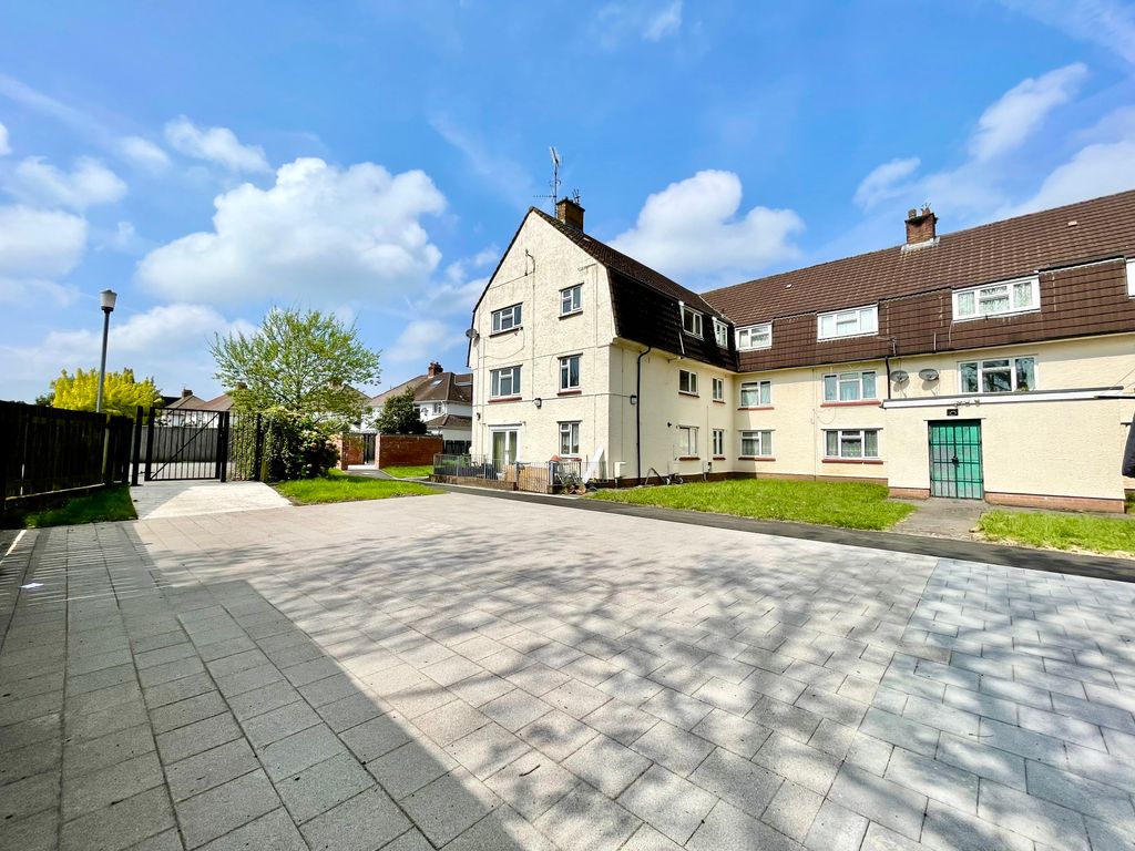 Additional image 12 of 2 bed flat for saleWestbourne Road, Cardiff CF14