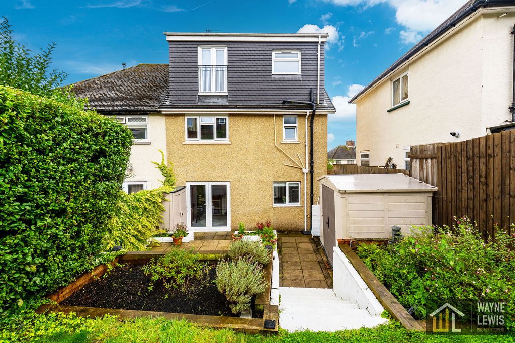 Additional image 10 of 5 bed semi-detached house for saleManorbier Crescent, Rumney, Cardiff CF3