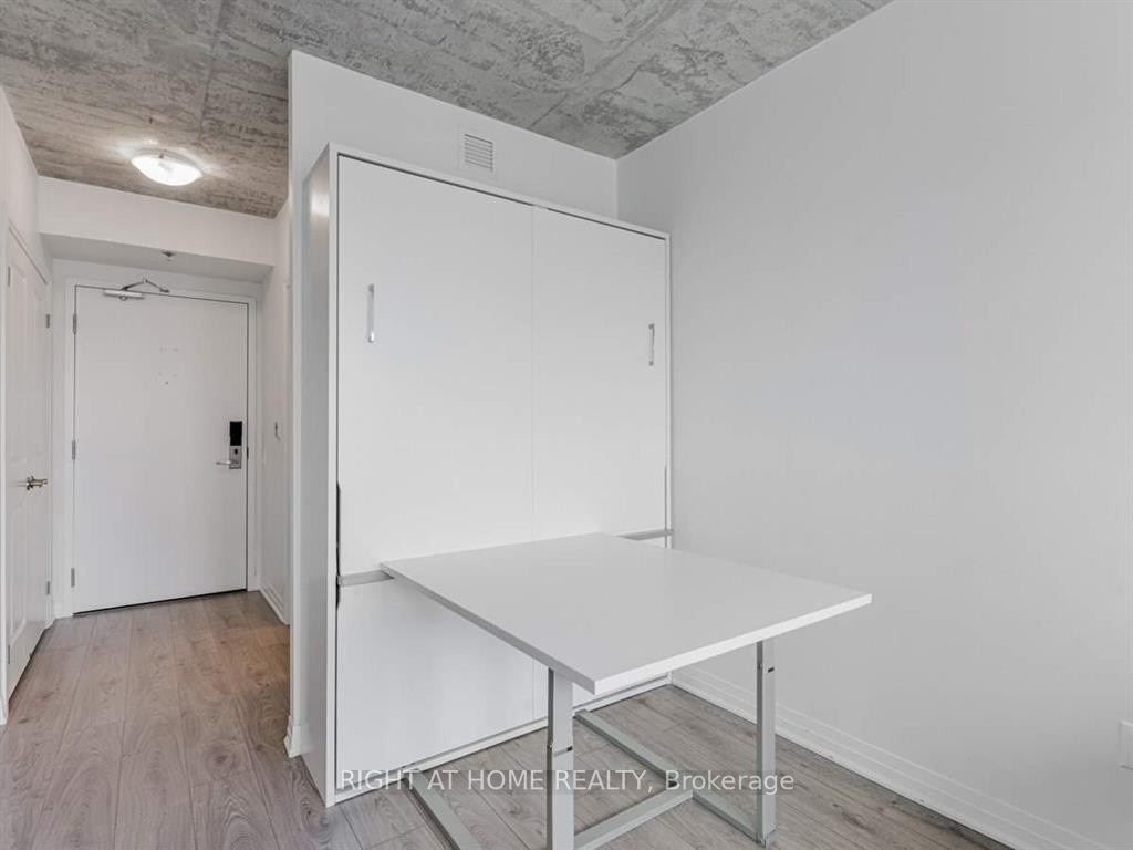 441-1900 Simcoe Street N, Oshawa, ON, L1G 0C1 photo 2