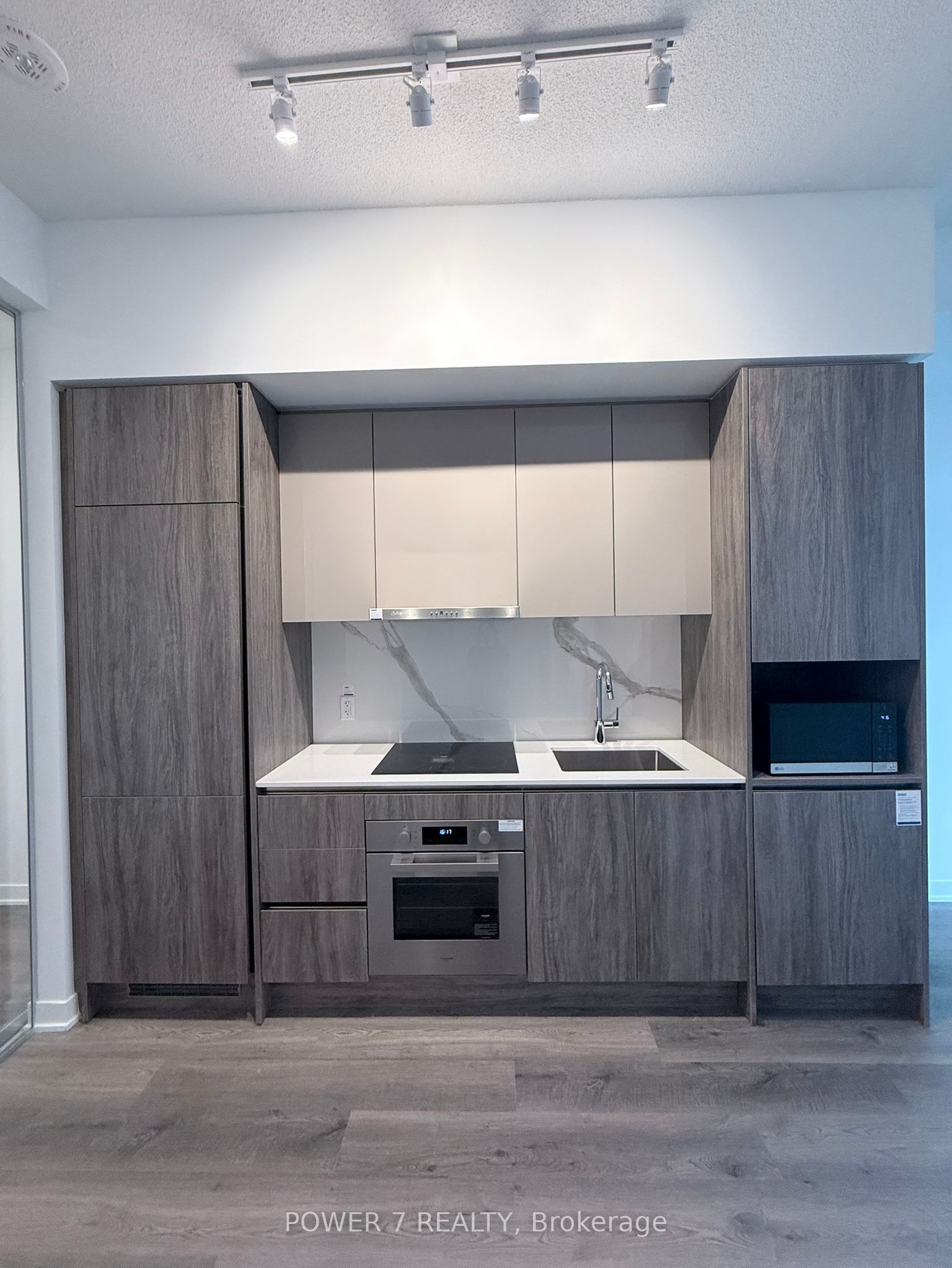 Additional image 2 of 2308-180 Front Street E, Toronto, ON, M5A 0K9