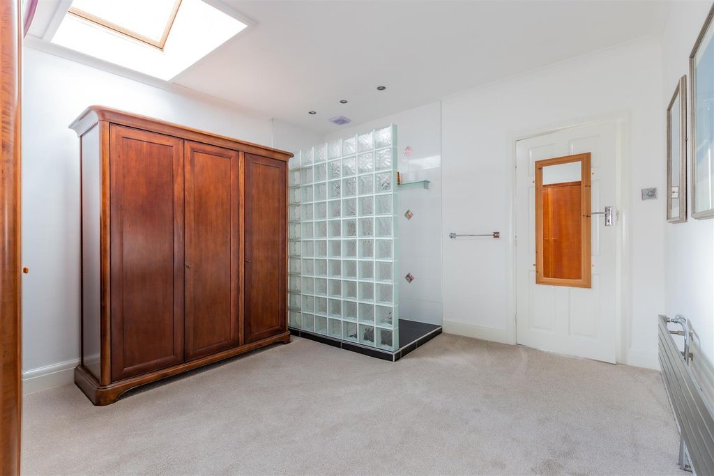 Additional image 8 of 3 bed semi-detached house for saleBarons Court Road, Penylan, Cardiff CF23