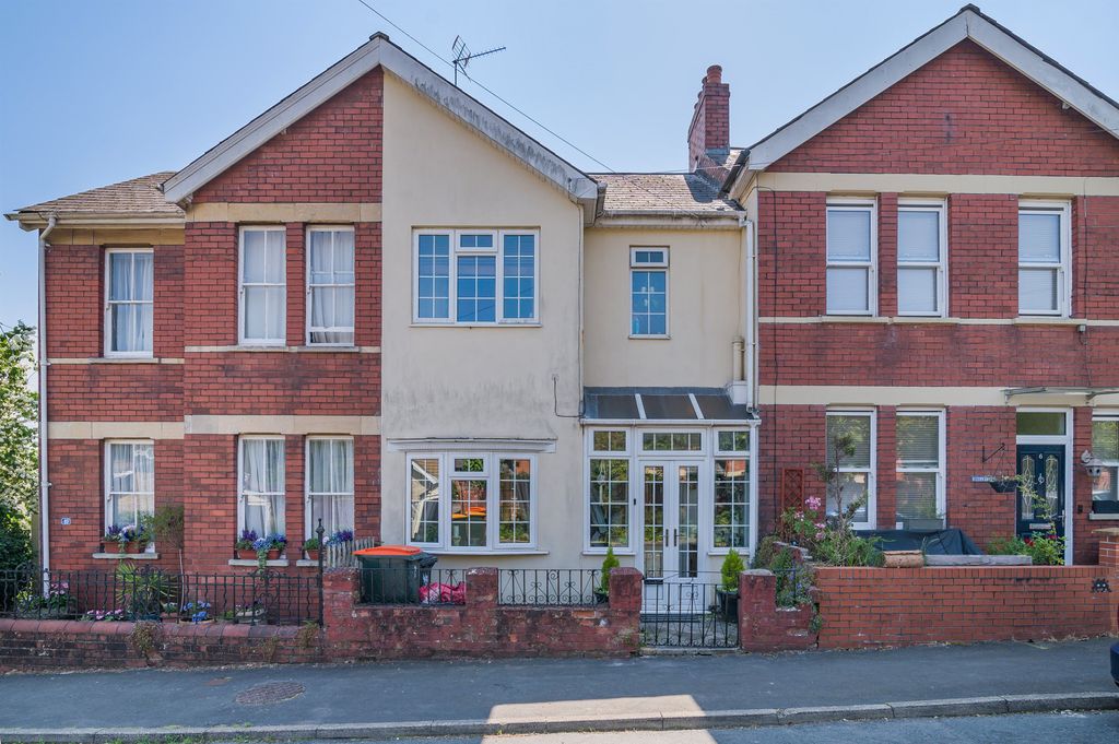 2 bed terraced house for saleUskvale Drive, Caerleon, Newport NP18