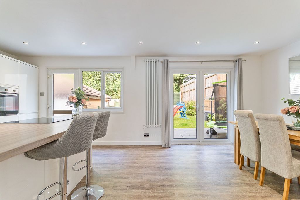 Additional image 7 of 4 bed detached house for saleMillfield Park, Undy NP26