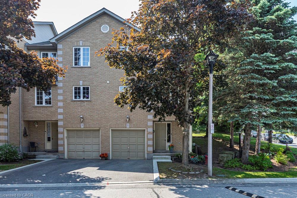 1-31 Moss Boulevard, Dundas, ON, L9H 7A6