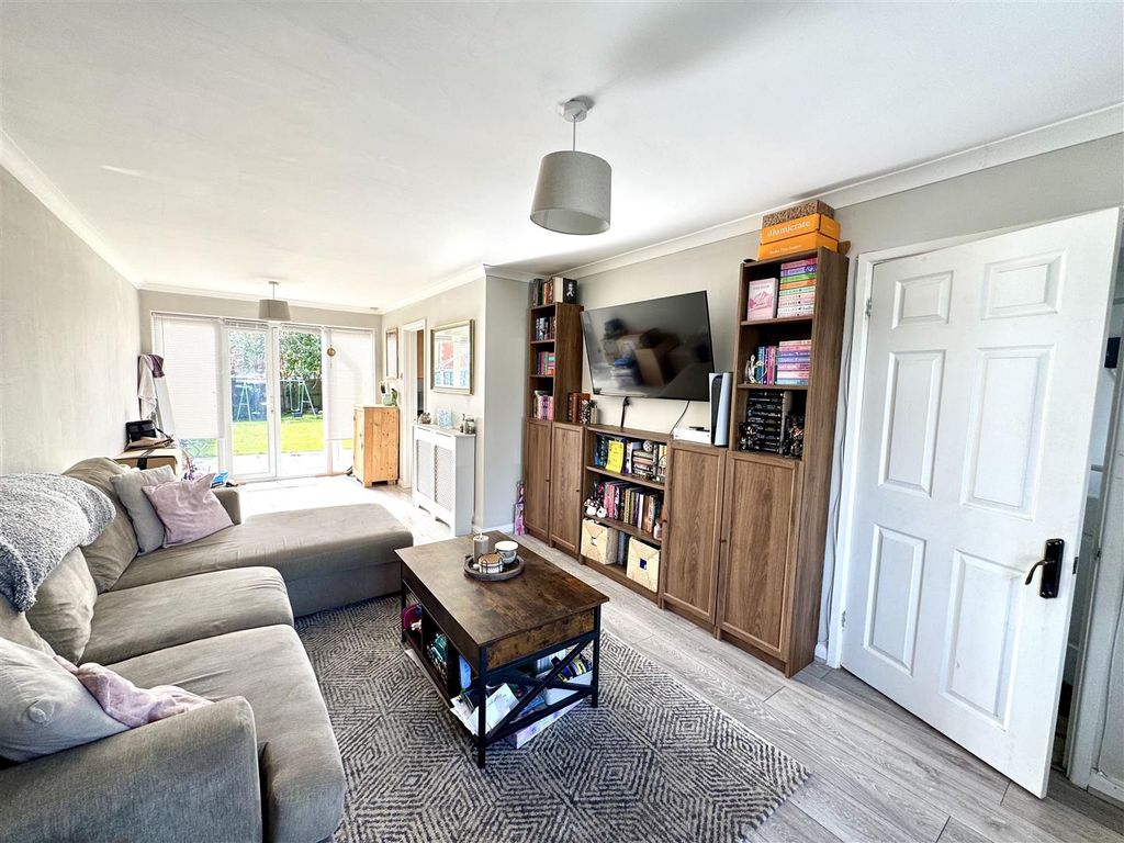 Additional image 4 of 3 bed semi-detached house for saleLapwing Avenue, Caldicot NP26