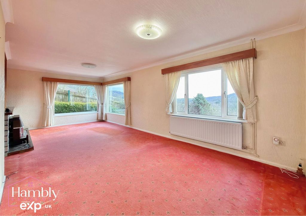Additional image 8 of 3 bed detached house for saleYsgubor Fach, Ty Canol Lane, Machen CF83