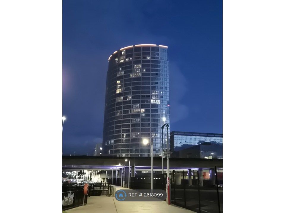 2 bed flat to rentDonegall Quay, Belfast BT1