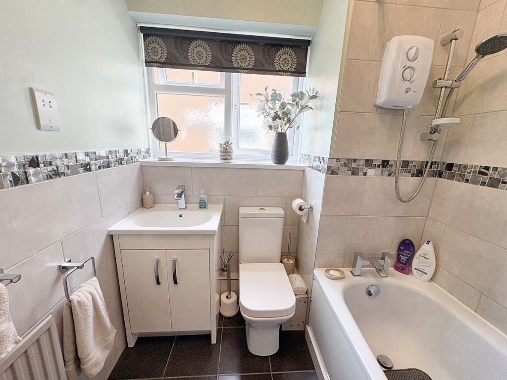 Additional image 7 of 2 bed flat for saleChulmleigh Close, Rumney, Cardiff CF3