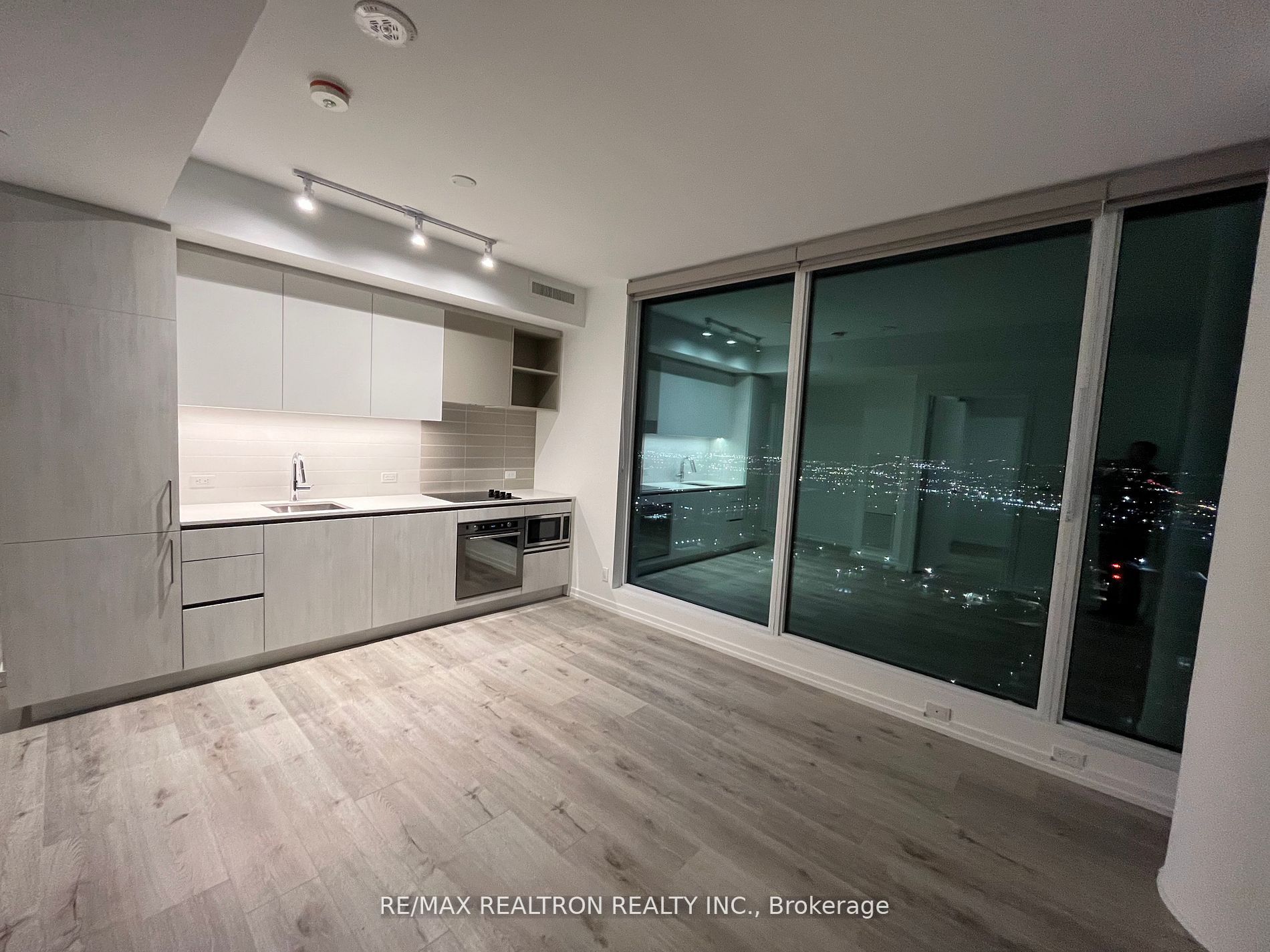 Additional image 2 of 5005-1000 Portage Parkway, Vaughan, ON, L4K 0L1
