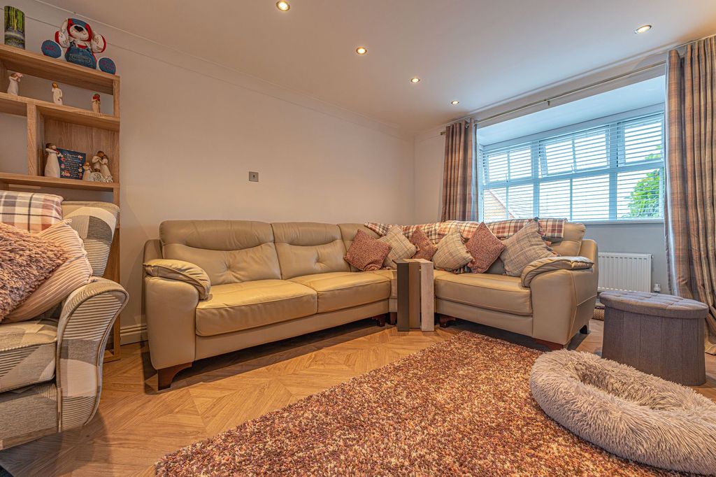 Additional image 9 of 4 bed detached house for saleRockfield Grove, Undy NP26