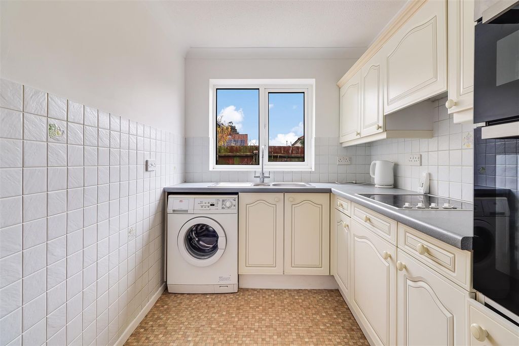 Additional image 7 of 2 bed semi-detached bungalow for saleSherbourne Court, Cambridge CB4