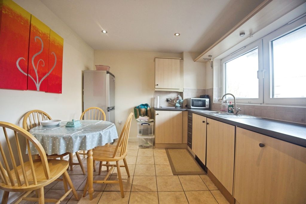 Additional image 2 of 3 bed flat for saleJudkin Court, Heol Tredwen, Cardiff CF10