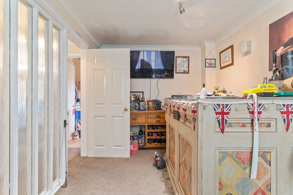 Additional image 13 of 4 bed detached house for saleFenner Brockway Close, Newport NP19