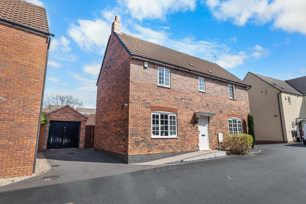 Garrick Road, Bromsgrove B60 2TH