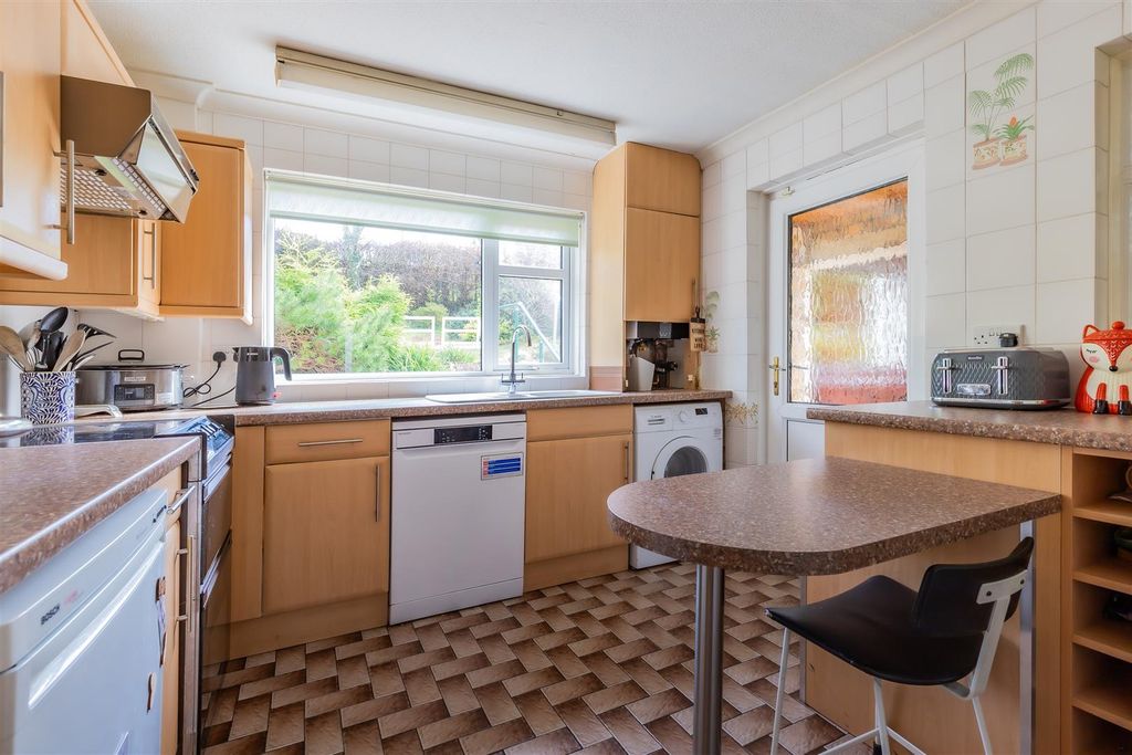 Additional image 14 of 3 bed semi-detached house for saleRidgeway Road, Rumney, Cardiff CF3