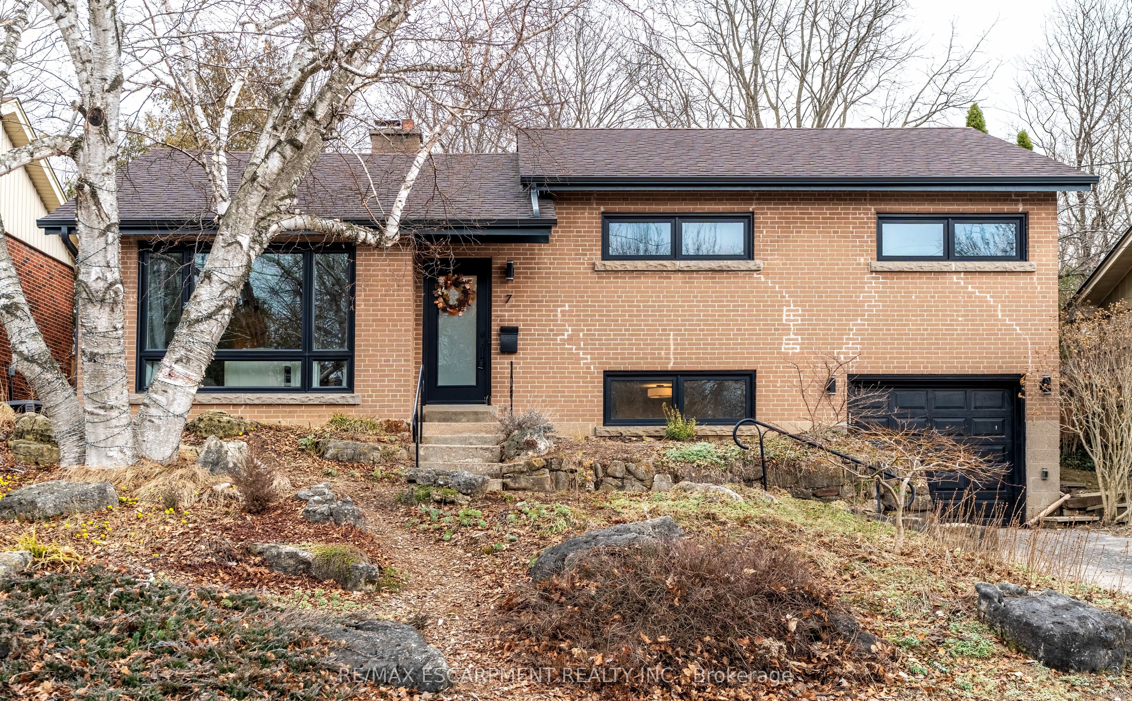 7 Glenmorris Drive, Hamilton, ON, L9H 1S5