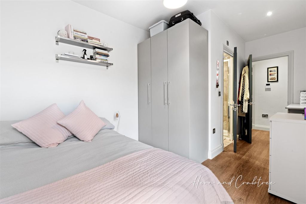 Additional image 14 of 1 bed flat for saleRomilly Crescent, Pontcanna CF11