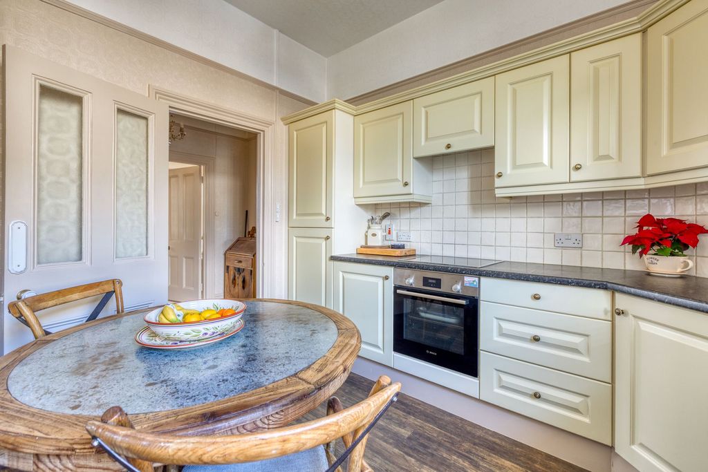 Additional image 11 of 2 bed flat for saleDon Road, St. Helier JE2