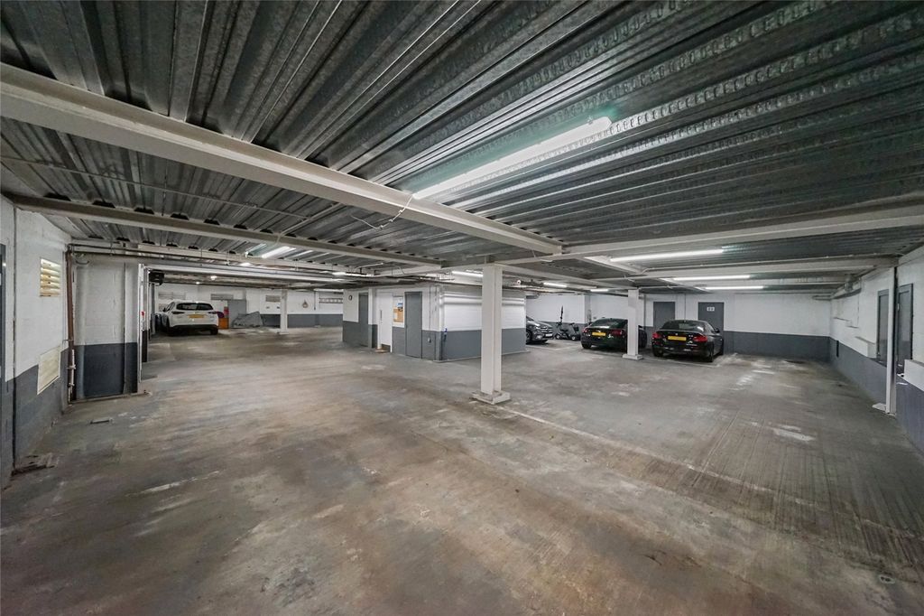 Additional image 23 of 3 bed flat for saleVictoria Place, Stirling, Stirlingshire FK8