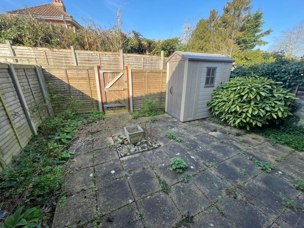 2 bed flat for saleHavergate, Horstead NR12 photo 2