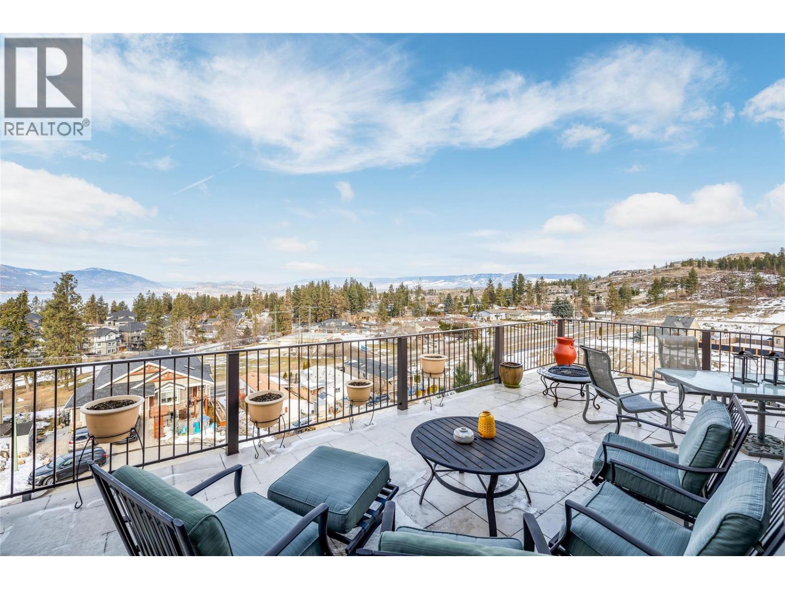 Additional image 3 of 375 Trumpeter Court, Kelowna, BC, V1W5J4