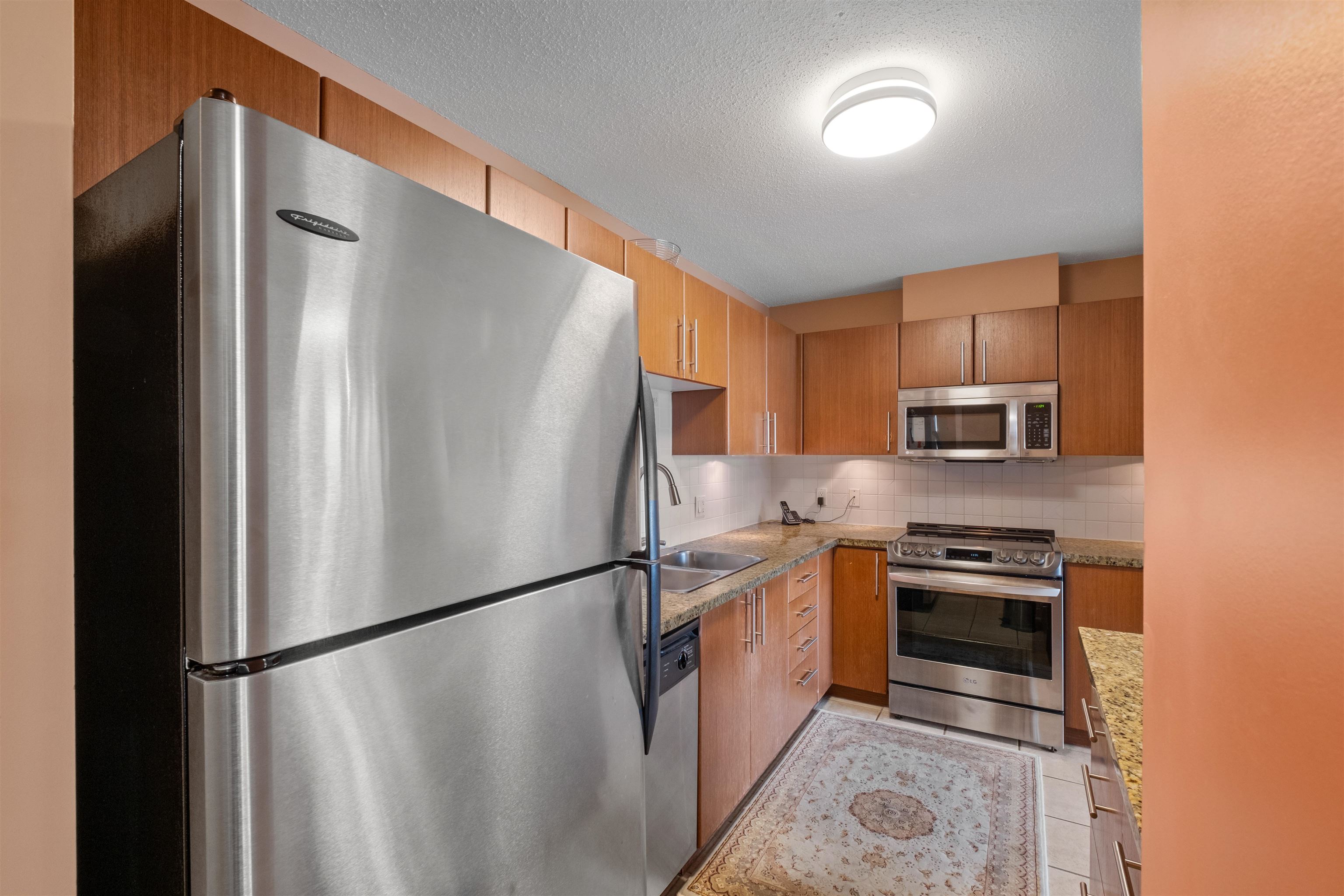 Additional image 4 of 705-2088 Madison Avenue, Burnaby, BC, V5C 6T5