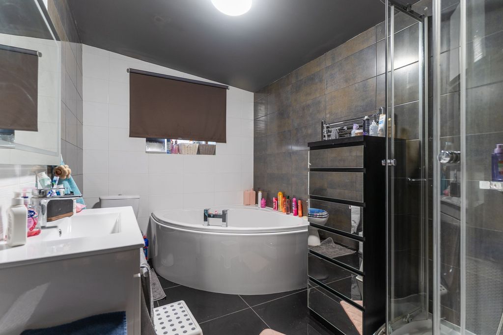 Additional image 8 of 3 bed semi-detached house for saleOliver Road, Newport NP19