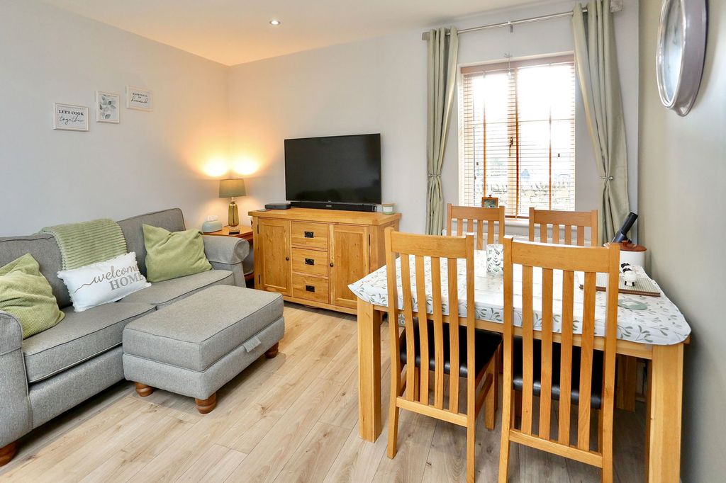 Additional image 12 of 4 bed town house for sale94 Lakeside Way, Nantyglo, Ebbw Vale NP23