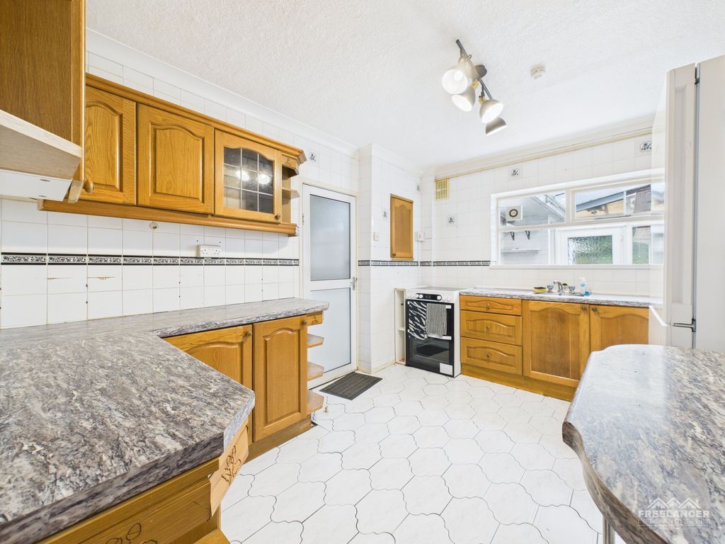 Additional image 7 of 3 bed terraced house for saleCourt Farm Road, Llantarnam, Cwmbran NP44
