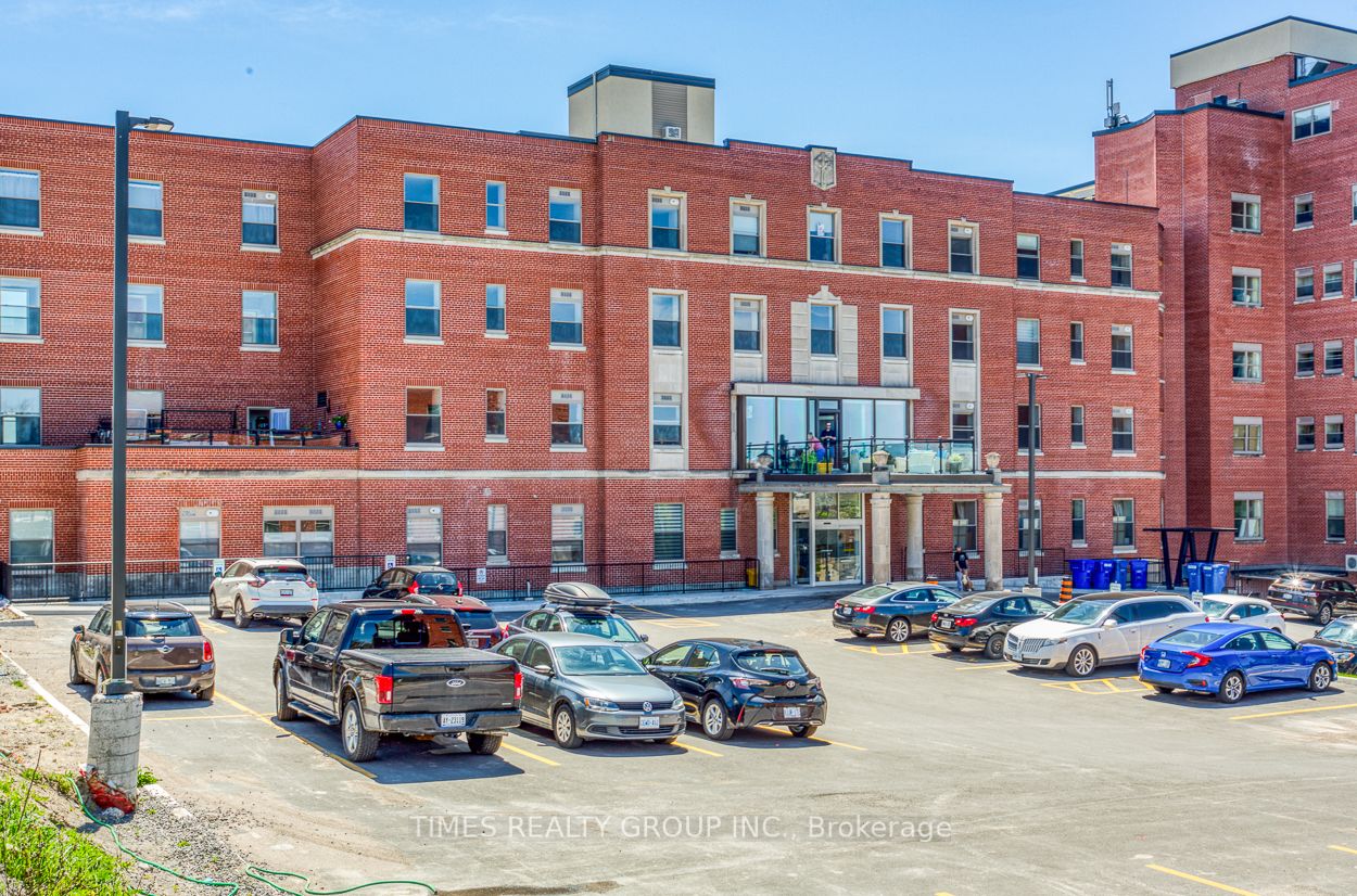 B01-175 Hunter Street E, Peterborough, ON, K9H 1G9