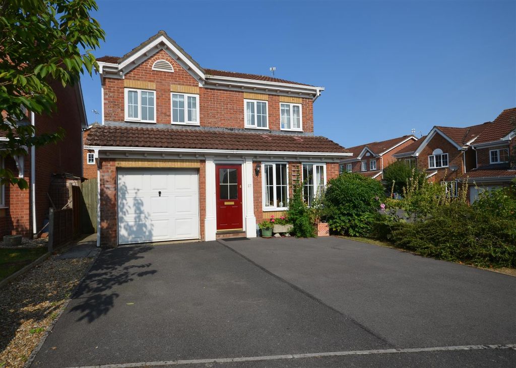 4 bed detached house for saleSorrel Way, Gillingham SP8