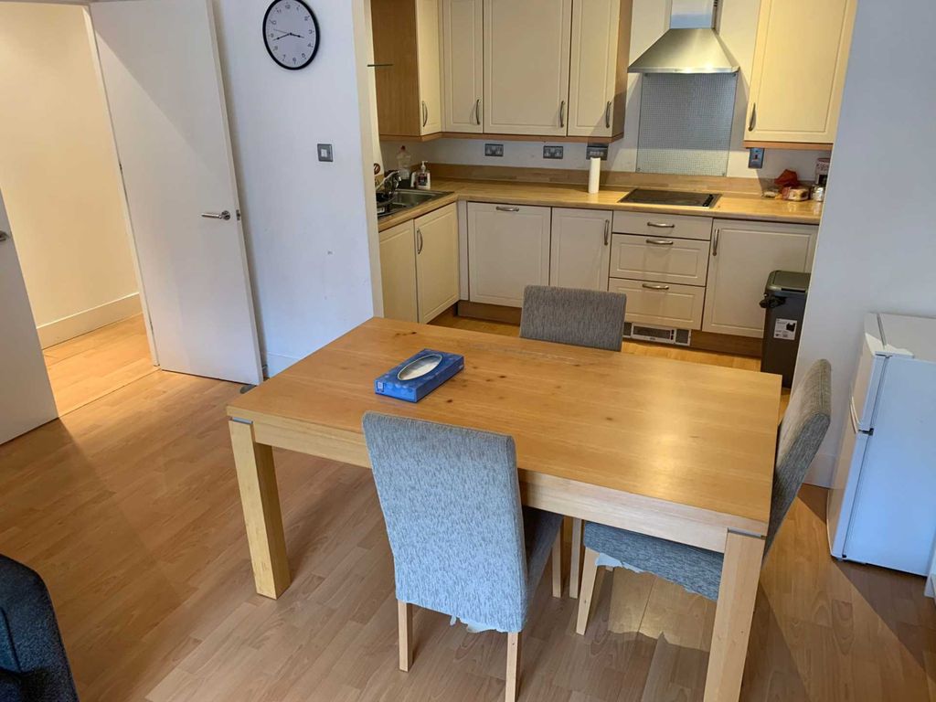 Additional image 12 of 2 bed flat for saleQueen Street, City Centre CF10