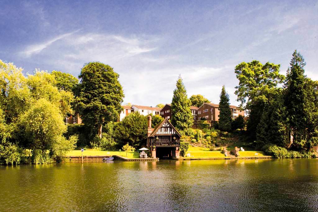 2 bed flat for sale23 Cariad Court, Goring On Thames RG8