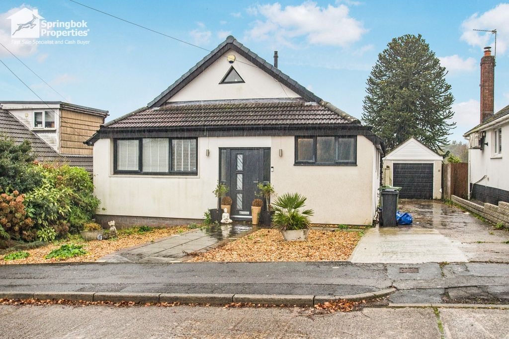 4 bed detached house for saleDan Y Graig, Cardiff, South Glamorgan CF14