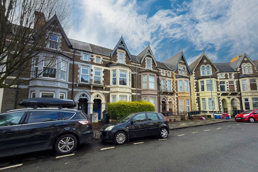 5 bed block of flats for saleConnaught Road, Roath CF24