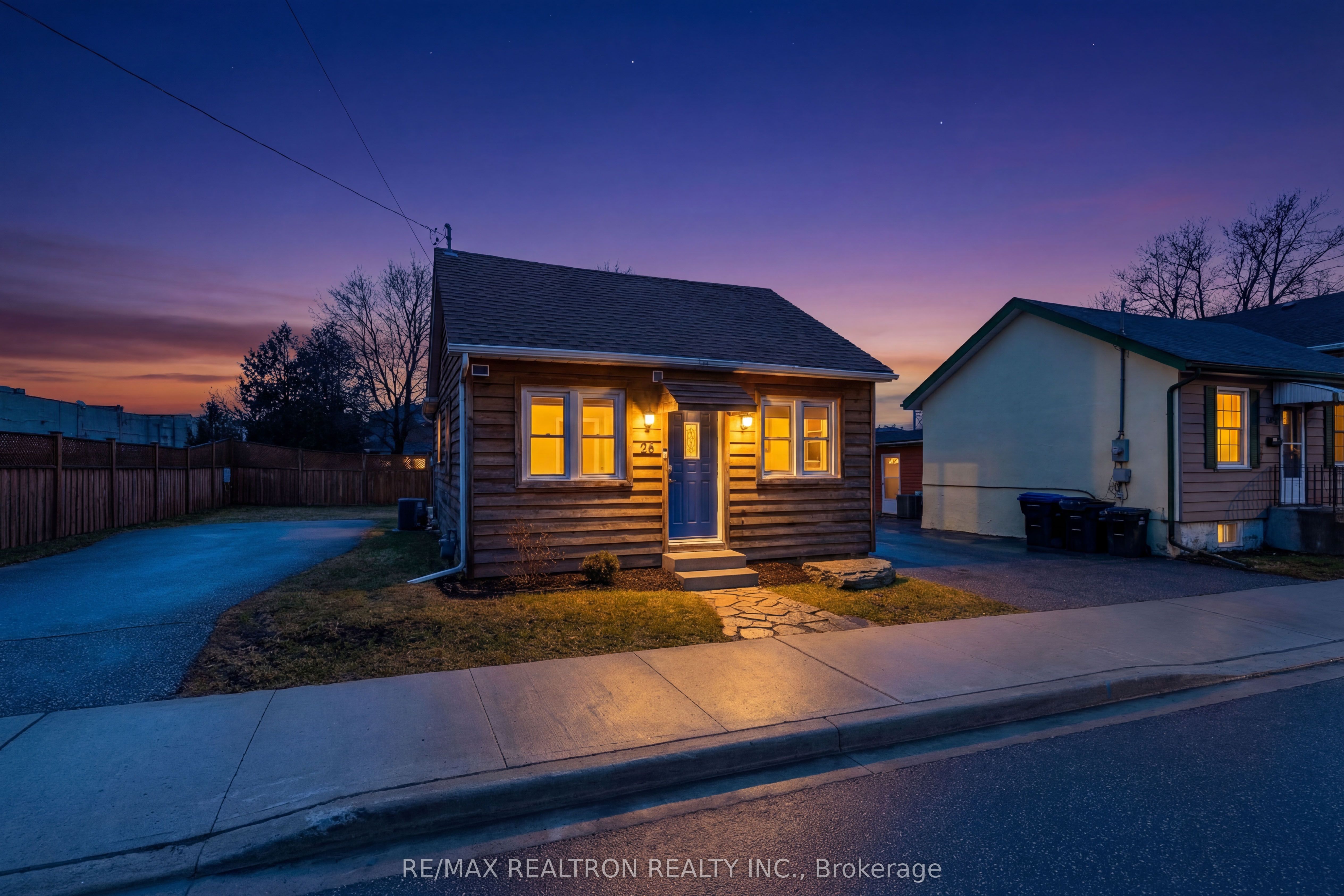 25 Bingham Street, Bradford West Gwillimbury, ON, L3Z 1X1
